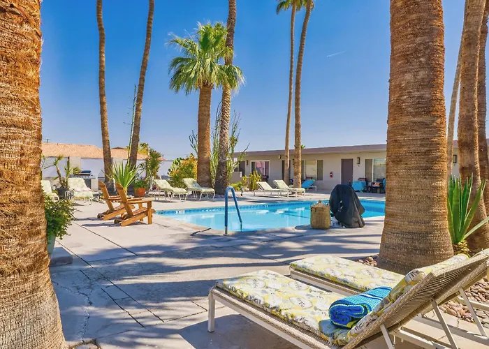 Lido Palms Resort&Spa